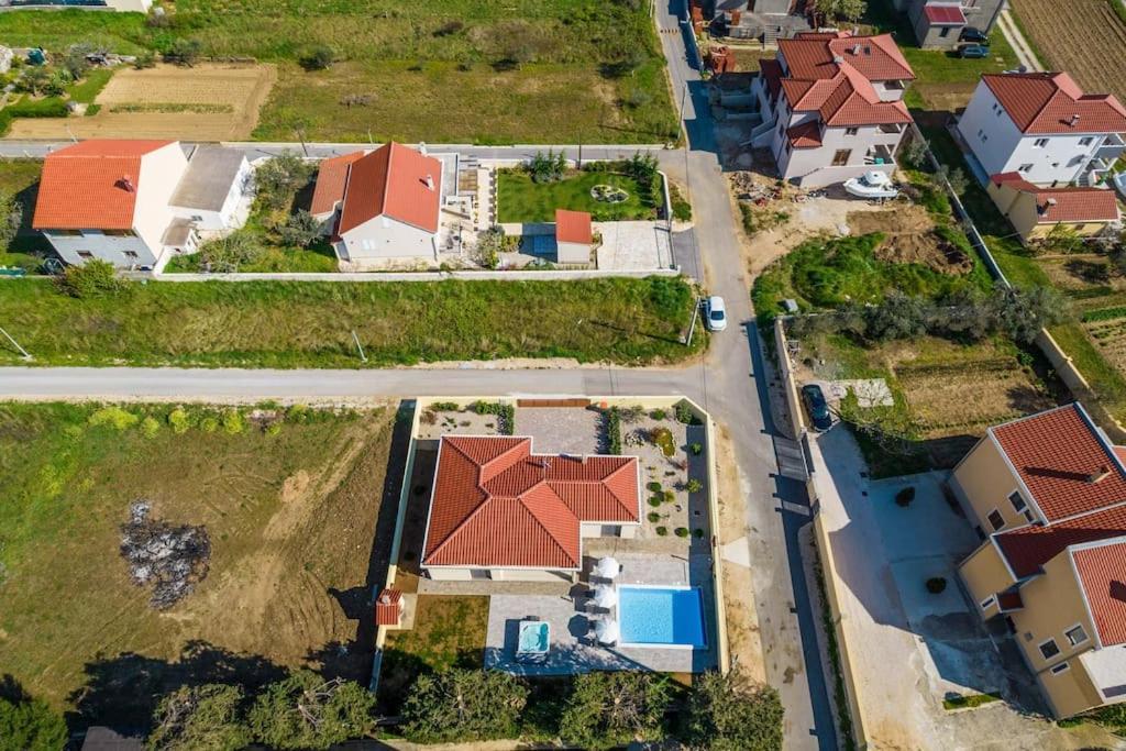 Villa Mattina, With Heated Pool And Jacuzzi Privlaka  Exterior foto