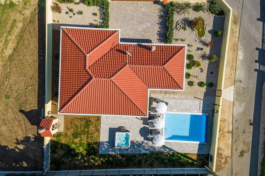 Villa Mattina, With Heated Pool And Jacuzzi Privlaka  Exterior foto