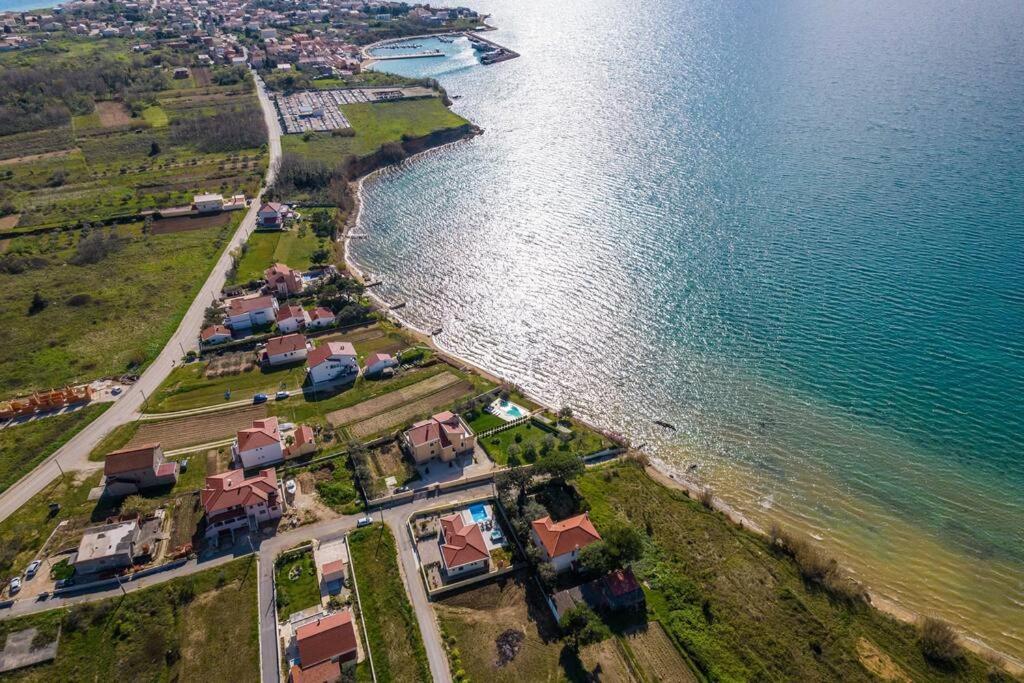 Villa Mattina, With Heated Pool And Jacuzzi Privlaka  Exterior foto
